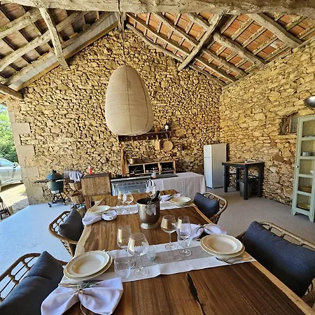 La Taupiniere Rustique Table D'hotes Gastronomique 3* Mazeyrolles