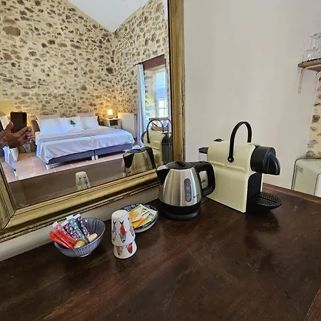 La Taupiniere Rustique Table D'hotes Gastronomique Mazeyrolles