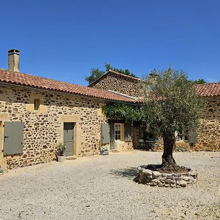 La Taupiniere Rustique Table D'hotes Gastronomique 3*