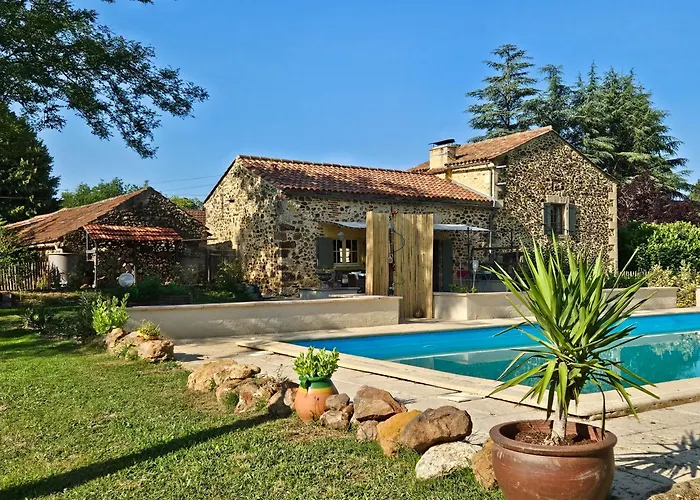 La Taupiniere Rustique Table D'hotes Gastronomique