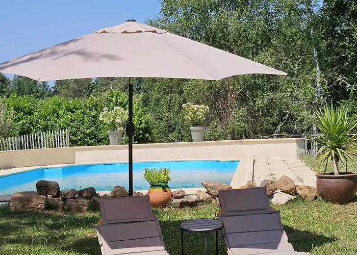 فندق مبيت وإفطار La Taupiniere Rustique Table D'hotes Gastronomique 3*